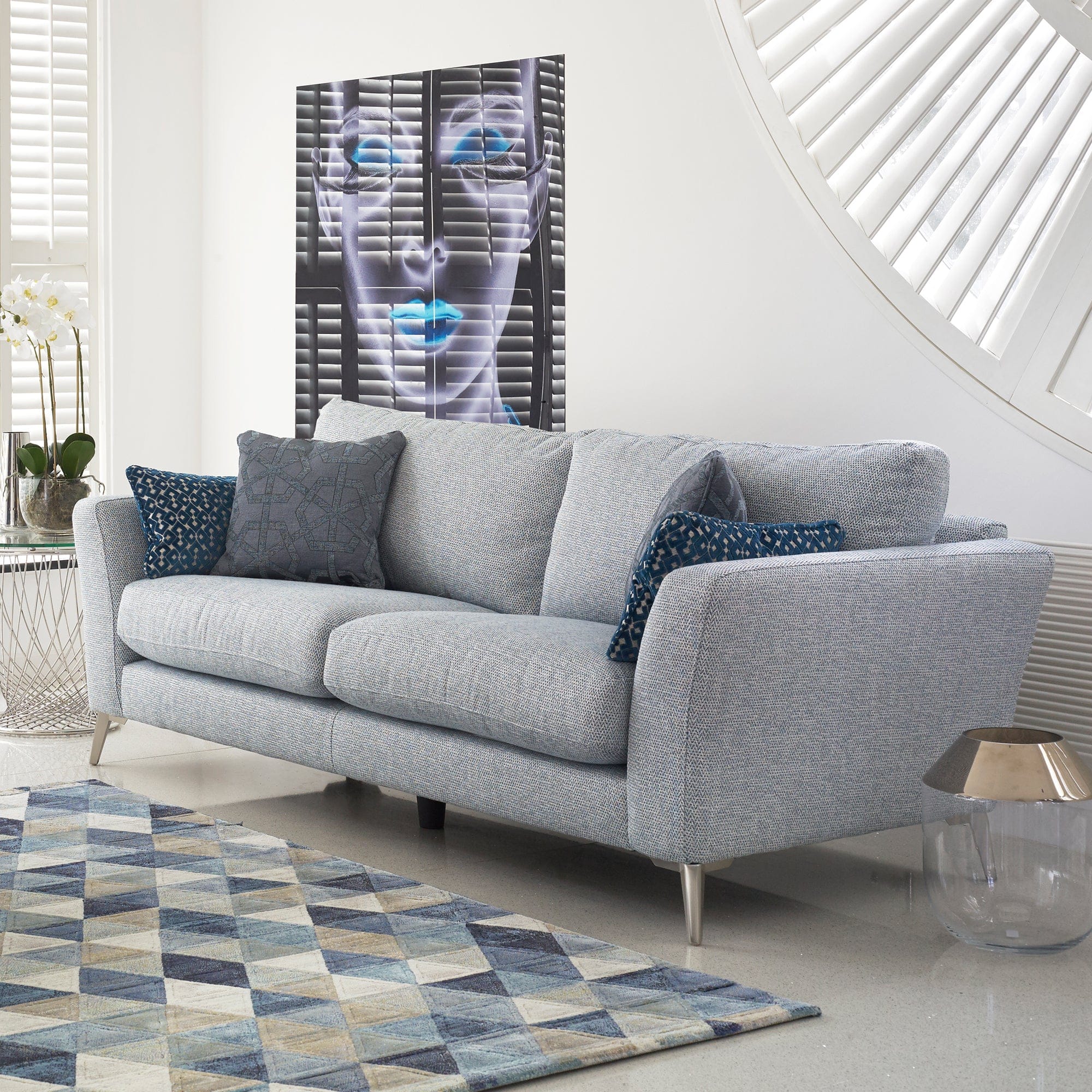 Scala - 2.5 Seat Sofa, Fabric - Image 3